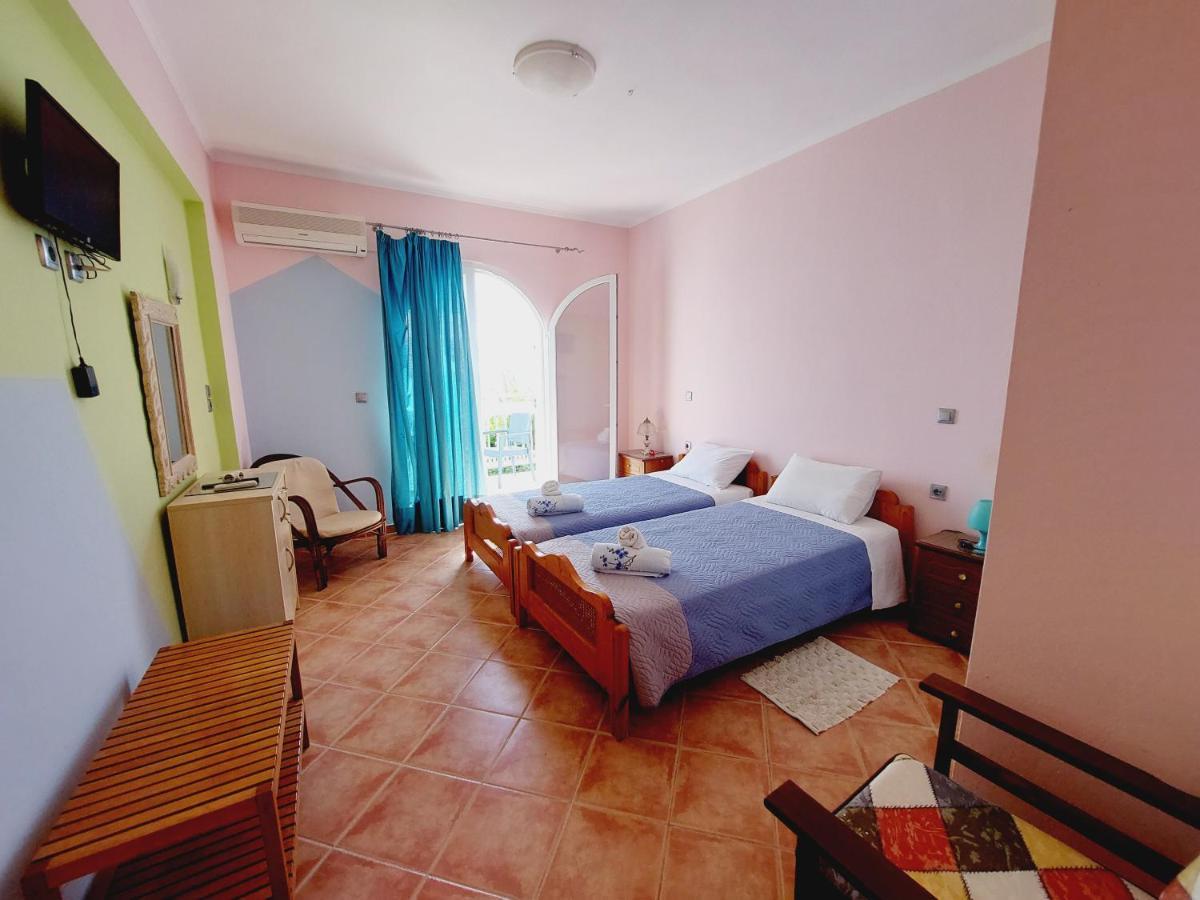Leta Apartments Agios Georgios  Bagian luar foto
