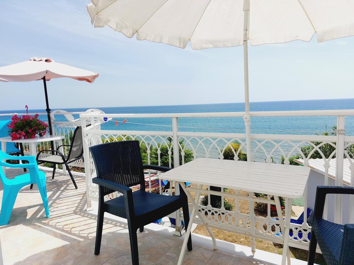 Leta Apartments Agios Georgios  Bagian luar foto