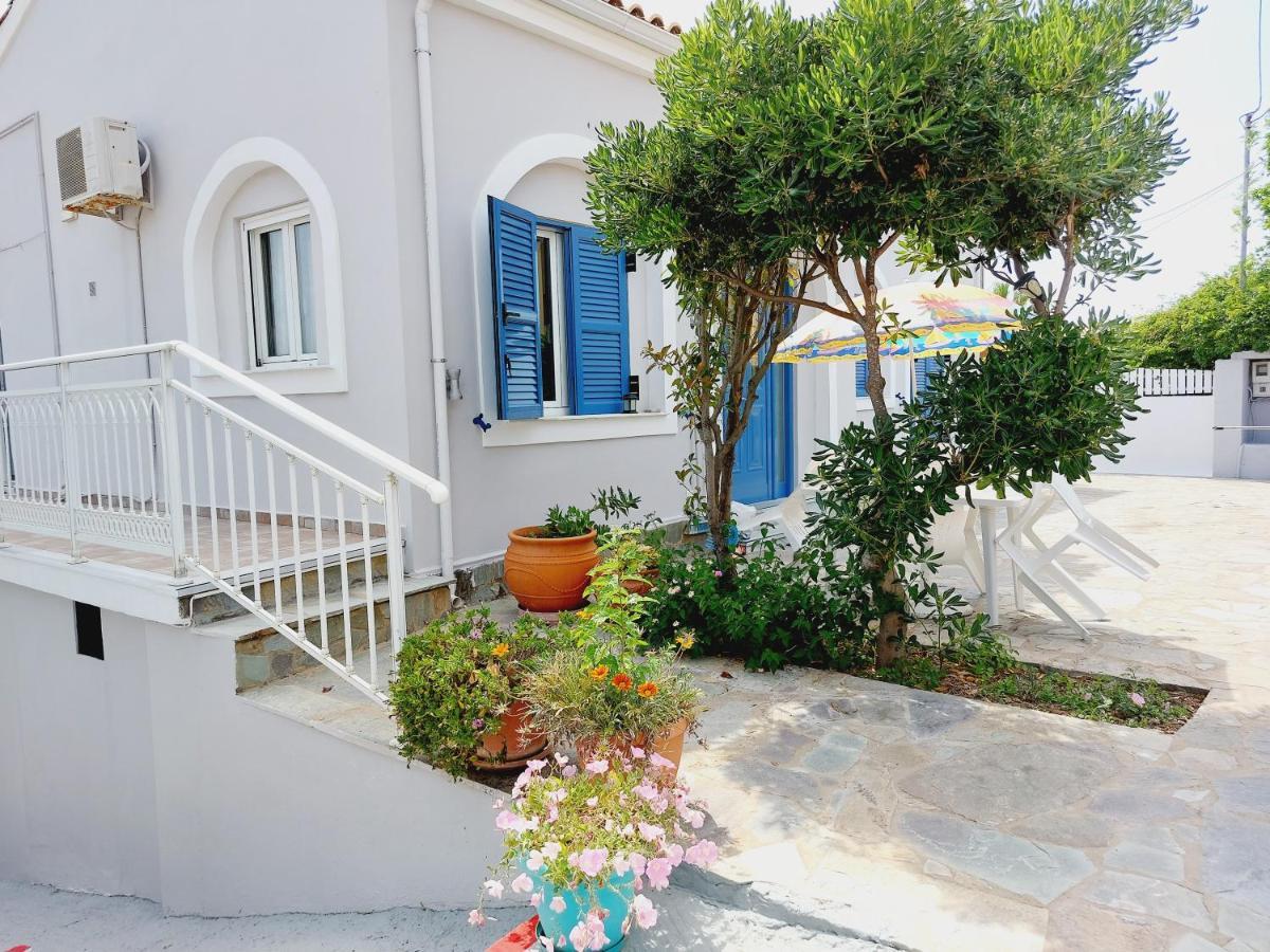 Leta Apartments Agios Georgios  Bagian luar foto
