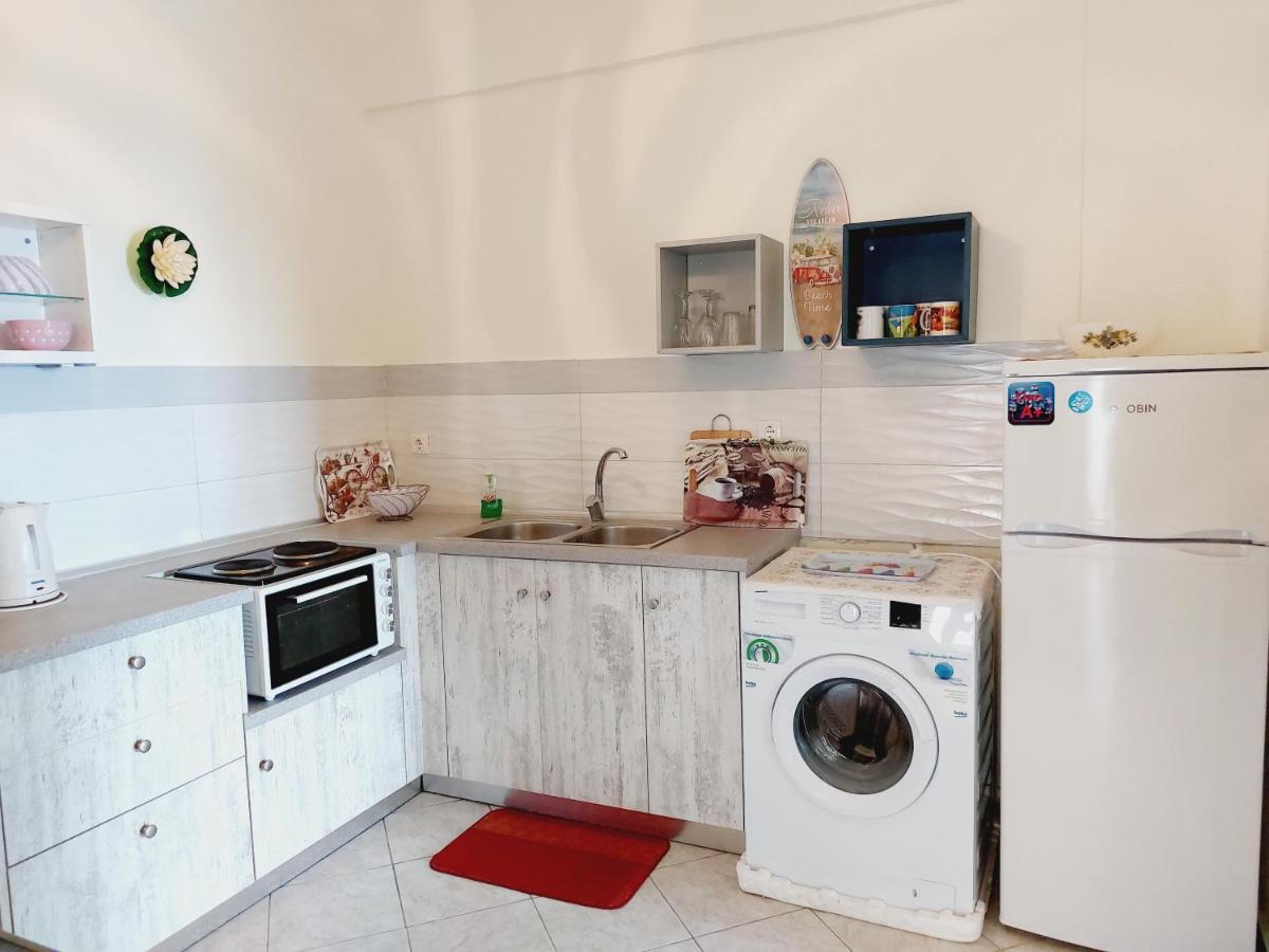 Leta Apartments Agios Georgios  Bagian luar foto