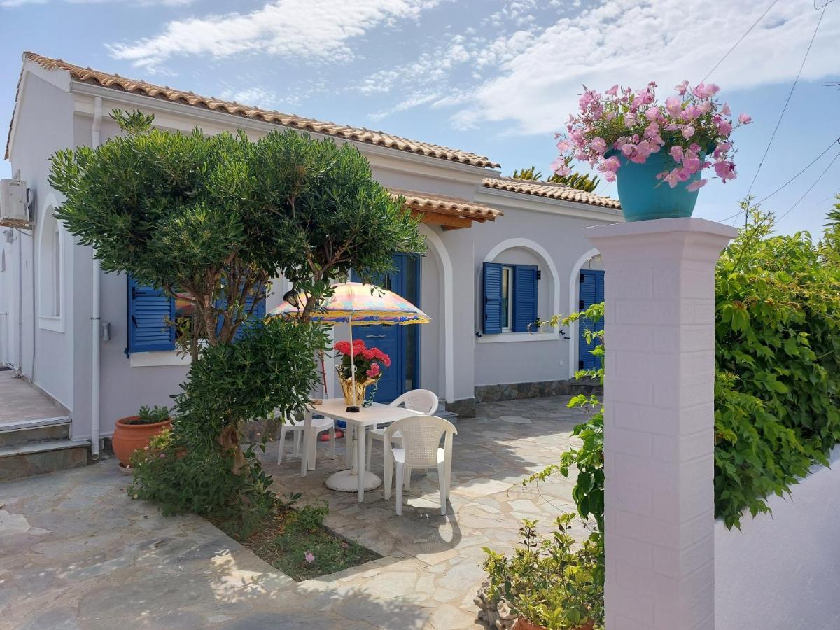 Leta Apartments Agios Georgios  Bagian luar foto