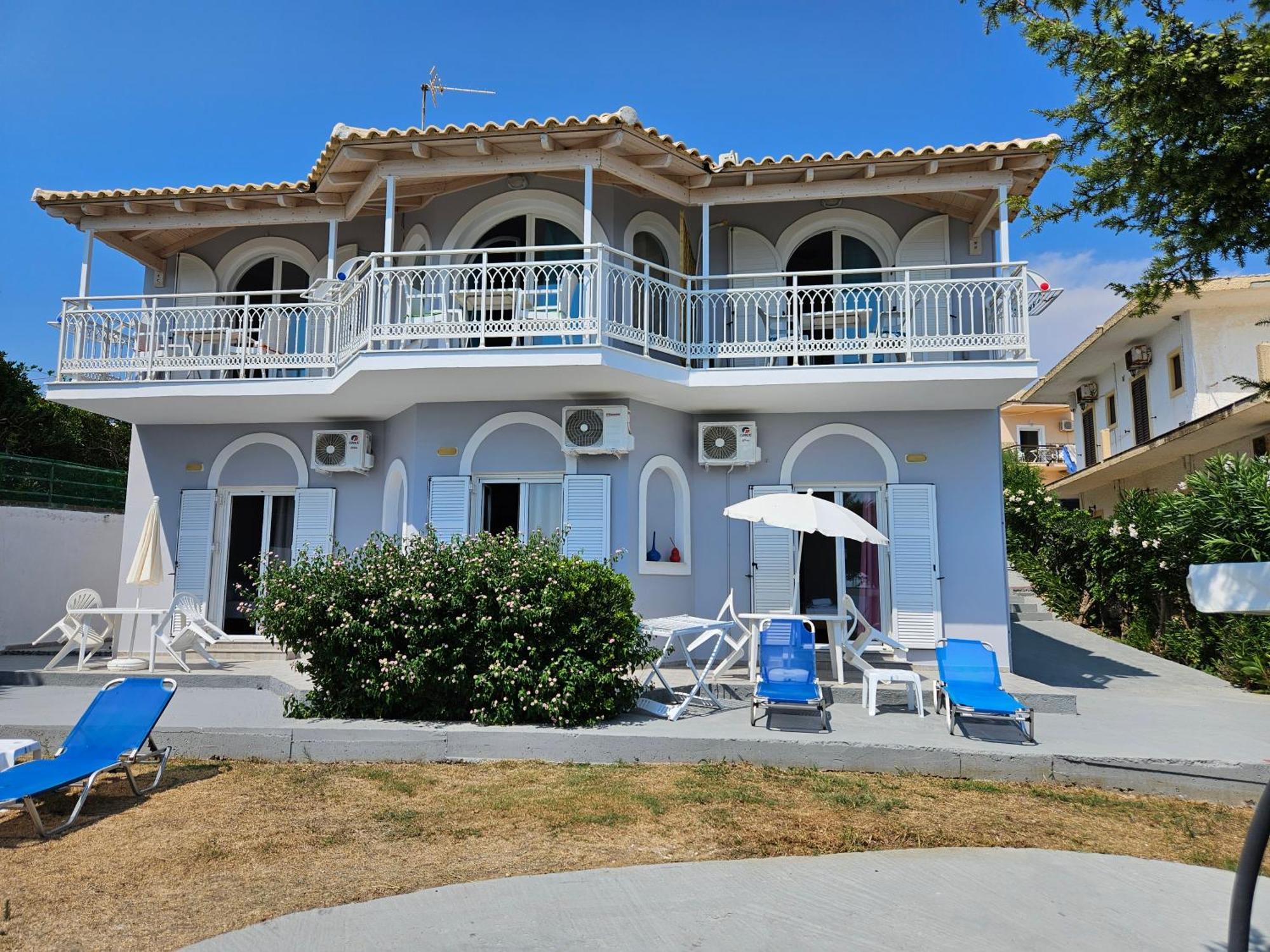 Leta Apartments Agios Georgios  Bagian luar foto